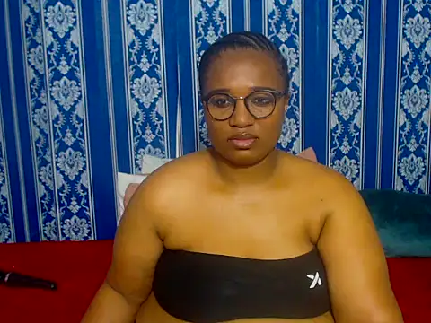 JUICEYLIPS333 online show from 11.11.25