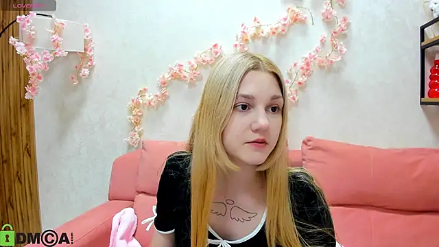 Sylvia Ortiz online show from 09.12.25