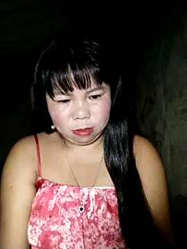 Snapshot of lusy-00 chatting on 10.02.25 lusy-00 online show from 10.02.25