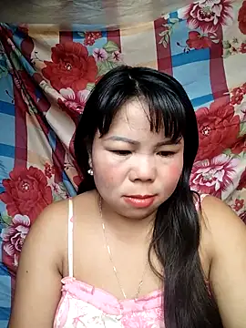 Snapshot of lusy-00 chatting on 11.02.25 lusy-00 online show from 11.02.25