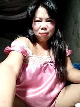 lusy-00 online show from 12.18.25