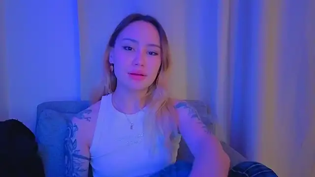 Snapshot of baobei03 chatting on 03.08.26 baobei03 online show from 03.08.26