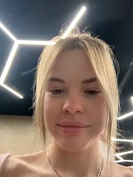 SMELLSEX online show from 12.17.25