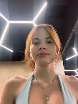 Snapshot of SMELLSEX chatting on 02.24.26 SMELLSEX online show from 02.24.26