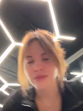 Snapshot of SMELLSEX chatting on 03.03.26 SMELLSEX online show from 03.03.26