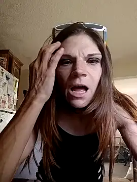 Snapshot of THATgirlUwont4get chatting on 09.13.25 THATgirlUwont4get online show from 09.13.25