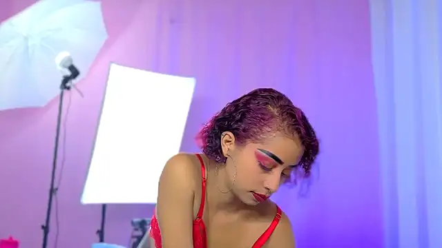 Gabriela Reyes online show from 02.10.26