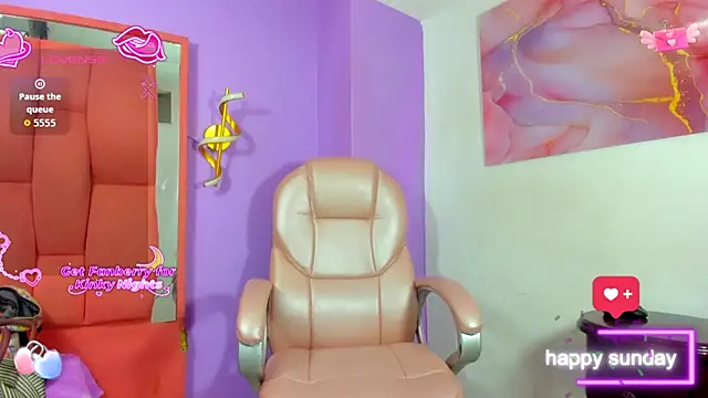 VICTORIAOBEY online show from 11.17.25