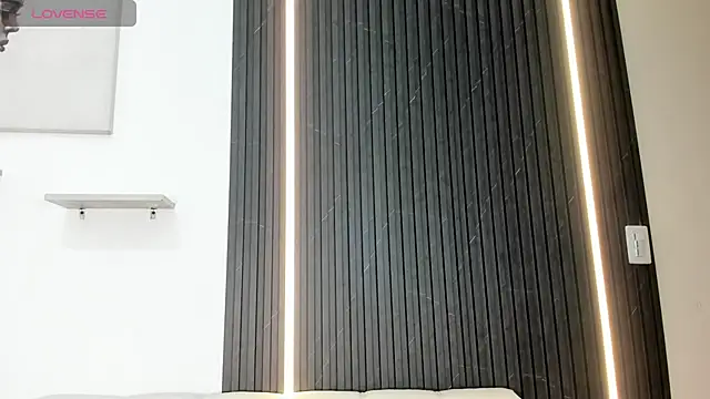 Gabrielaa Miller  online show from 09.15.25