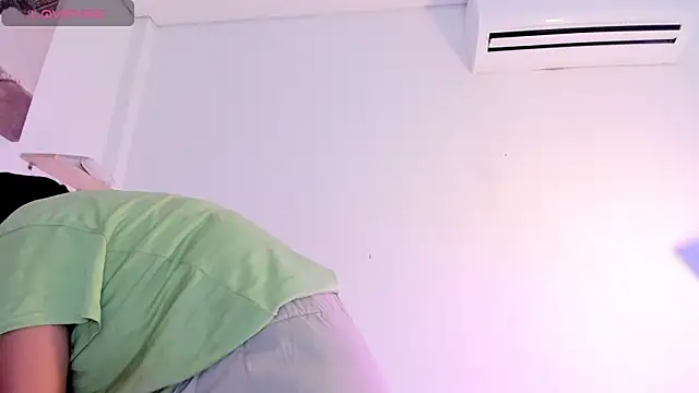 Gabrielaa Miller  online show from 11.20.25