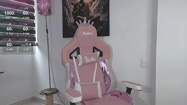 isabella pearl  online show from 02.13.26