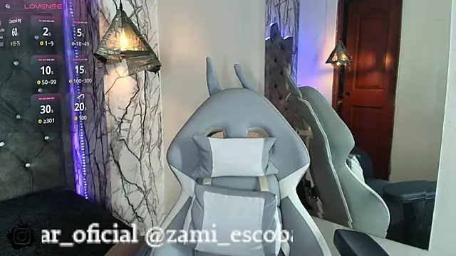 Zami Escobar of online show from 10.03.25