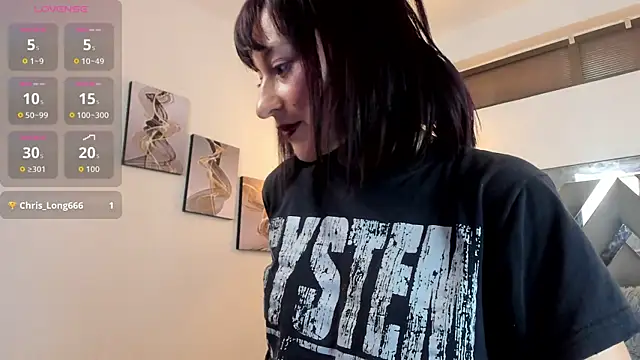 Snapshot of Candy_Hott7 chatting on 10.16.25 Candy Hott7 online show from 10.16.25