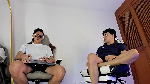 sotooliver3 online show from 02.26.26