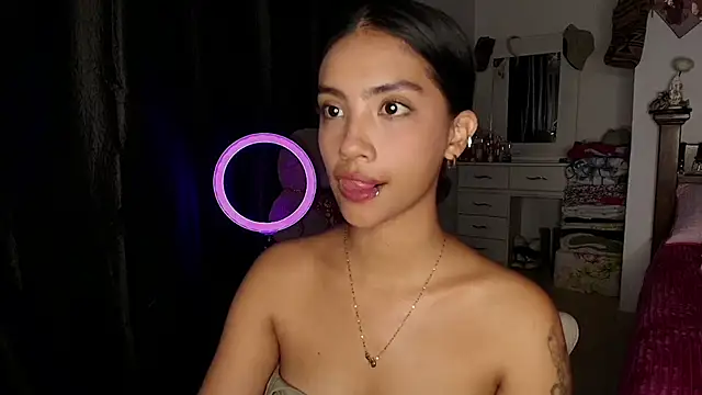 mia yireth online show from 09.11.25