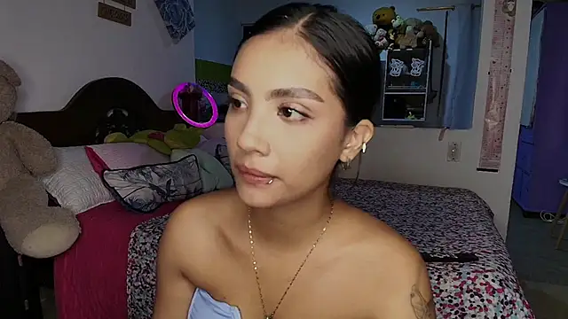 mia yireth online show from 09.22.25