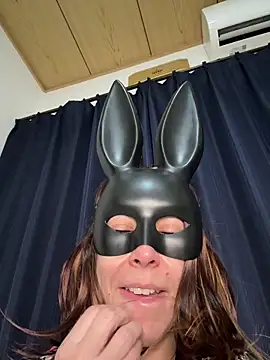 Snapshot of Sweet_Bitter1 chatting on 09.18.25 Sweet Bitter1 online show from 09.18.25