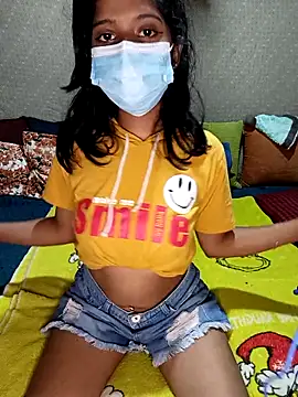 Snapshot of emali_baba chatting on 12.19.25 emali baba online show from 12.19.25