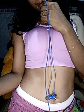 Snapshot of emali_baba chatting on 02.15.26 emali baba online show from 02.15.26