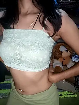 Snapshot of emali_baba chatting on 02.25.26 emali baba online show from 02.25.26