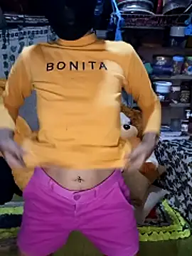 Snapshot of emali_baba chatting on 03.14.26 emali baba online show from 03.14.26