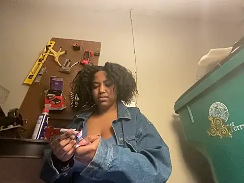 Snapshot of princesslivv chatting on 01.10.26 princesslivv online show from 01.10.26