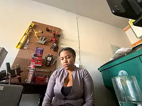 Snapshot of princesslivv chatting on 01.14.26 princesslivv online show from 01.14.26