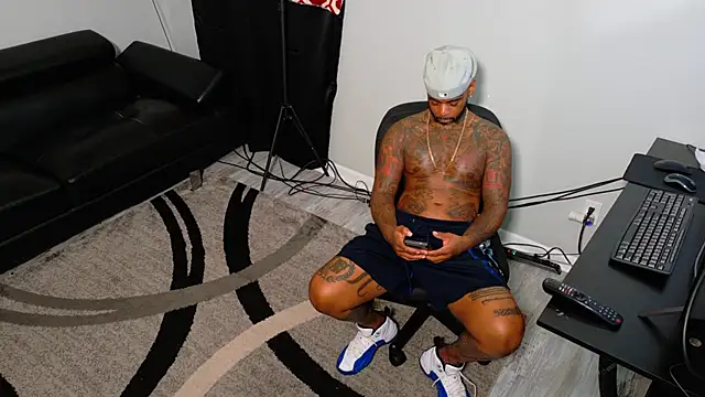 SLANGONDEMHOES online show from 10.27.25