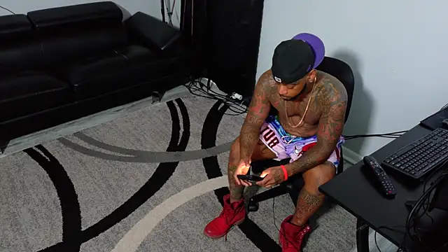 SLANGONDEMHOES online show from 11.17.25