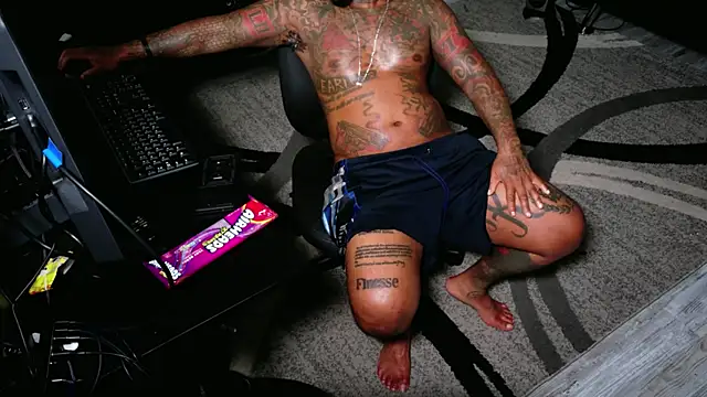 SLANGONDEMHOES online show from 06.18.26