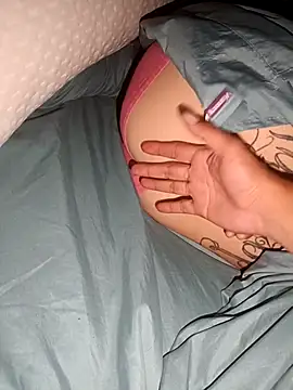 Snapshot of sexualyingyang chatting on 09.25.25 sexualyingyang online show from 09.25.25