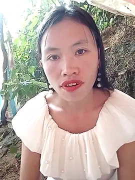 Snapshot of rubi_bae chatting on 10.04.25 rubi bae online show from 10.04.25