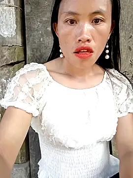 Snapshot of rubi_bae chatting on 10.10.25 rubi bae online show from 10.10.25