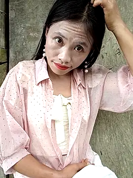 Snapshot of rubi_bae chatting on 10.15.25 rubi bae online show from 10.15.25