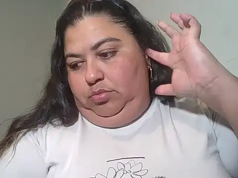 curvy diva  online show from 04.23.26