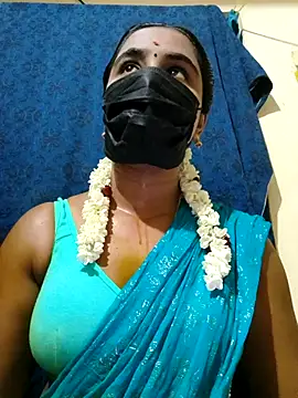 mini-queen online show from 10.06.25