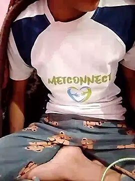 Snapshot of your_Nirala chatting on 12.16.25 your Nirala online show from 12.16.25