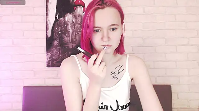 Ericha Stone online show from 09.11.25