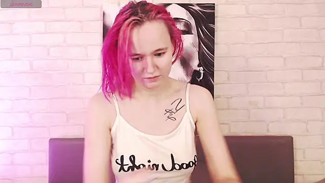 Ericha Stone online show from 10.10.25