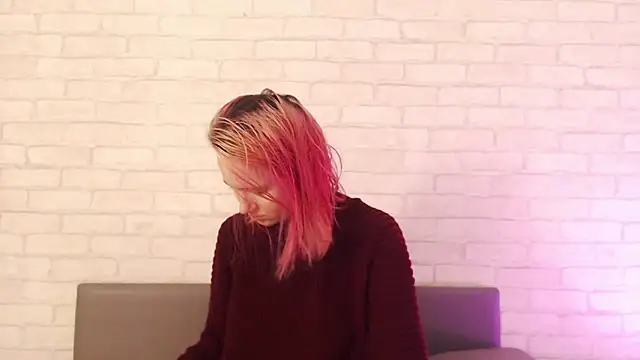 Ericha Stone online show from 11.25.25