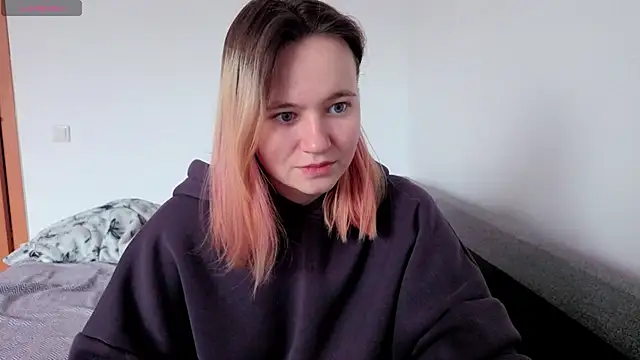 Ericha Stone online show from 05.08.26