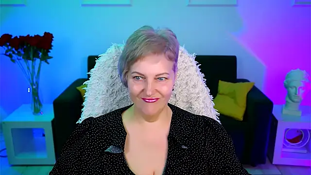 MaryMogan online show from 11.17.25