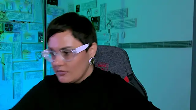 LauraDavidsons online show from 09.28.25