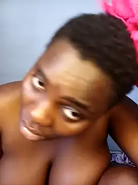 TheSpiceyQueen online show from 09.30.25