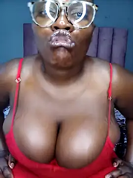 TheSpiceyQueen online show from 11.22.25