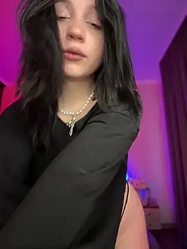 YourLittleDevil online show from 03.07.26