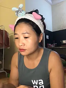 Snapshot of LiLy-0477 chatting on 10.19.25 LiLy-0477 online show from 10.19.25