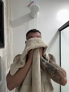 Snapshot of alegriadodia chatting on 10.06.25 alegriadodia online show from 10.06.25