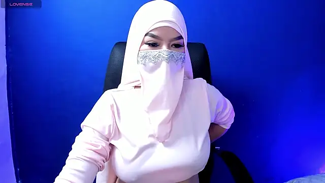 Amal Bakir online show from 09.20.25