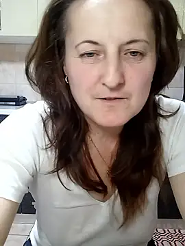 Fluturas2 online show from 11.02.25